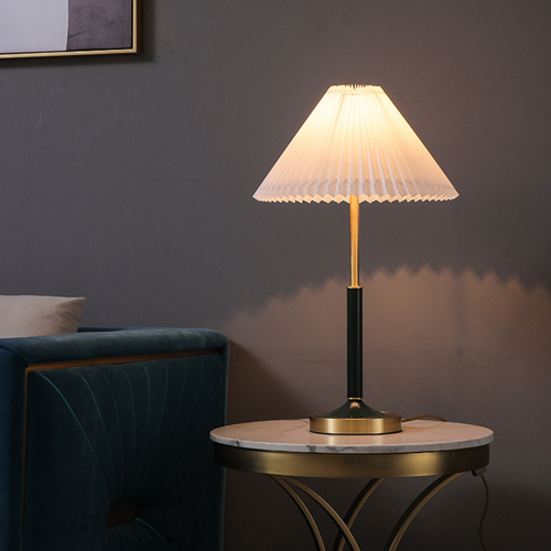 Table lamp with pleated shade
